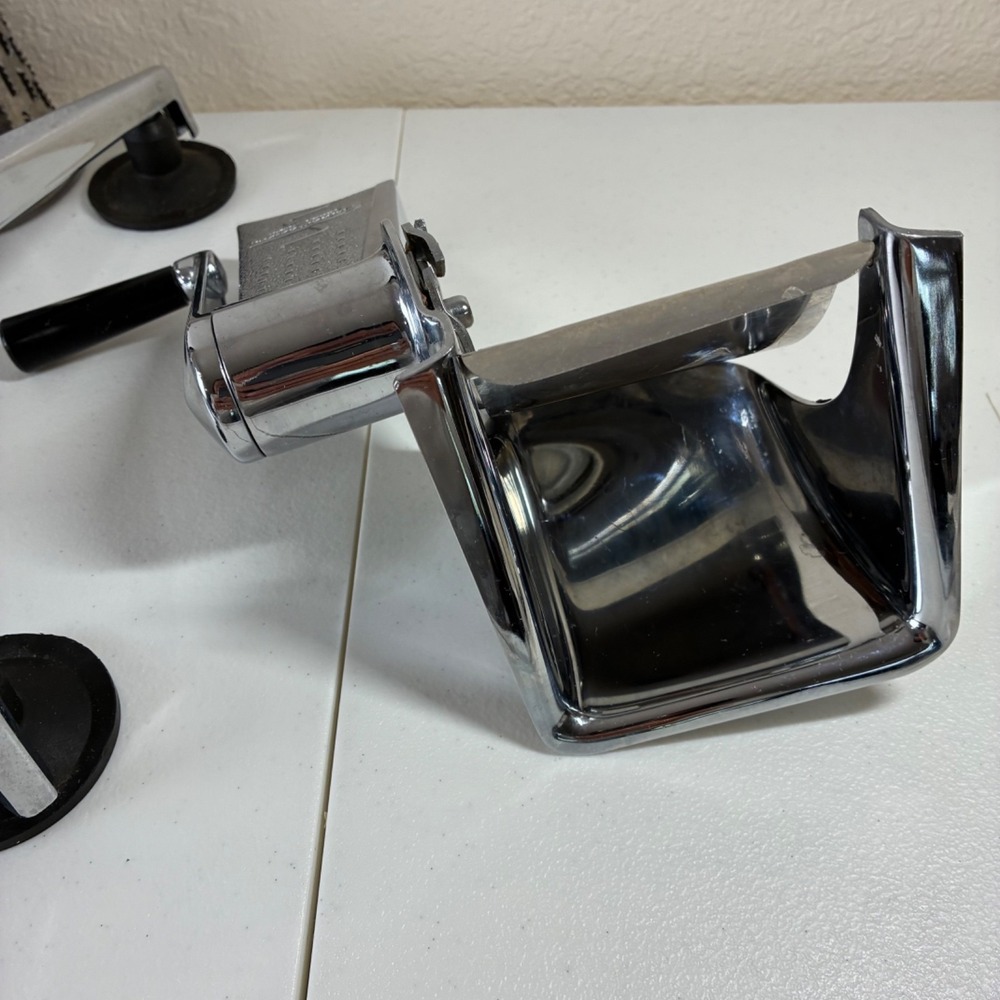 Vintage Saladmaster Food Processor Shredder With 5 Cones & Guard , Pre-owned - Picture 4 of 13